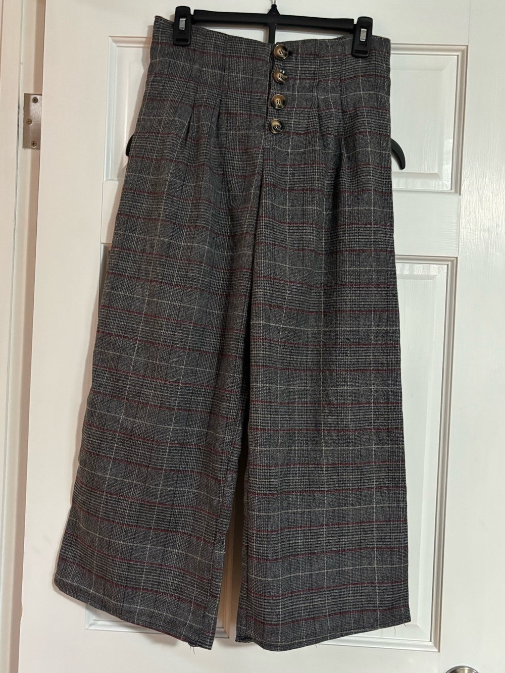 URBAN Romantics Gray Plaid Wide-Leg Culottes with Red Stripe Detail